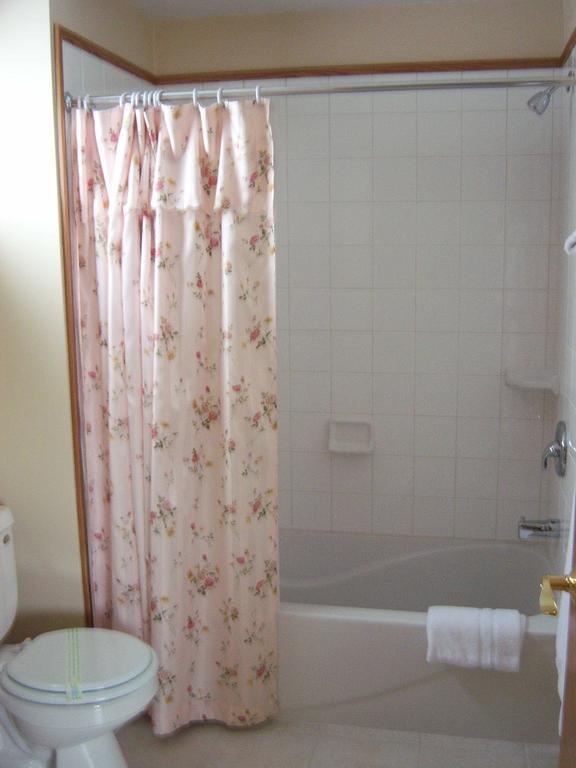 Travelers Inn Motel Eagle River Zimmer foto