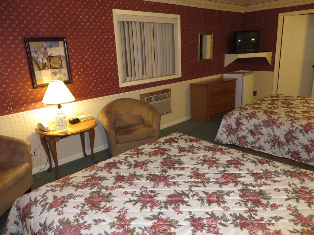 Travelers Inn Motel Eagle River Zimmer foto